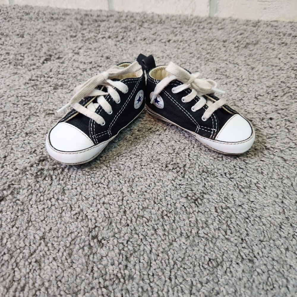 Converse Chuck Taylor Infant B/W Soft Shoes 4